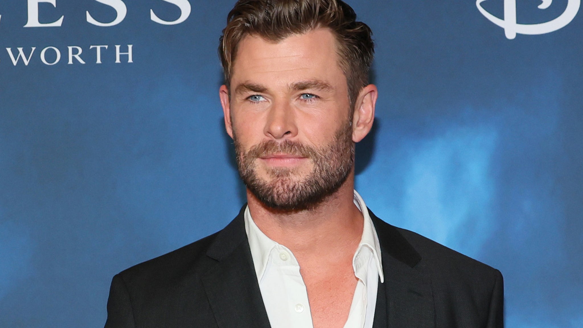 Chris Hemsworth Thinks He's Ready to Say Goodbye to Thor with One Final ...