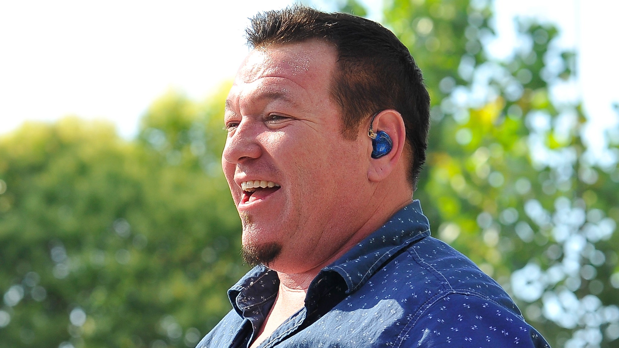 Celebs Pay Tribute to Steve Harwell, Former Smash Mouth Lead Singer Dead at 56