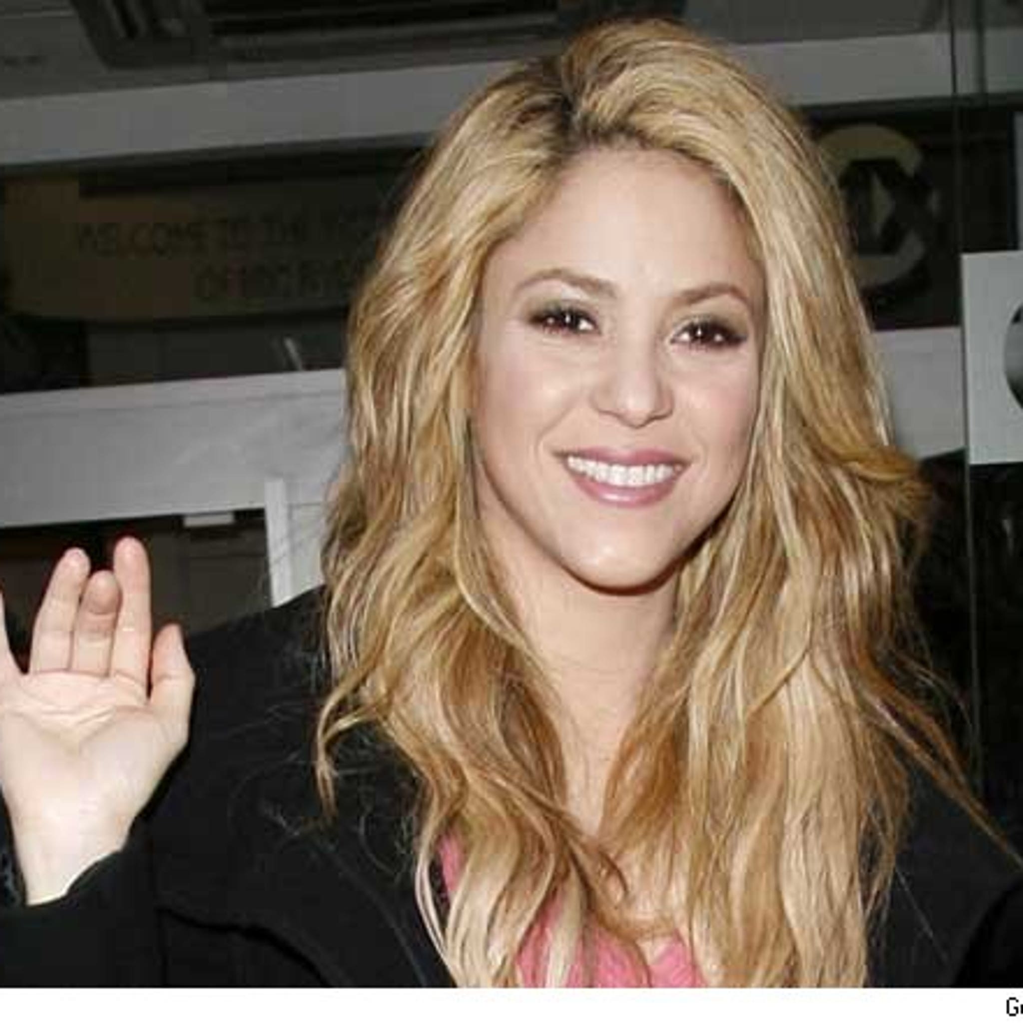 The United Nations Medals With Shakira