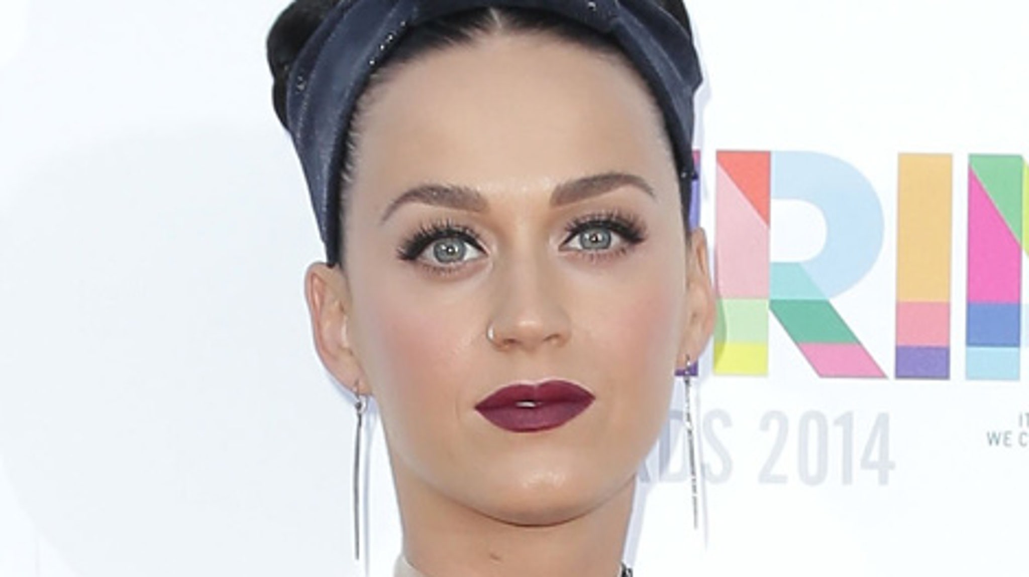 Katy Perry Preps for Super Bowl With Football-Themed Pedicure