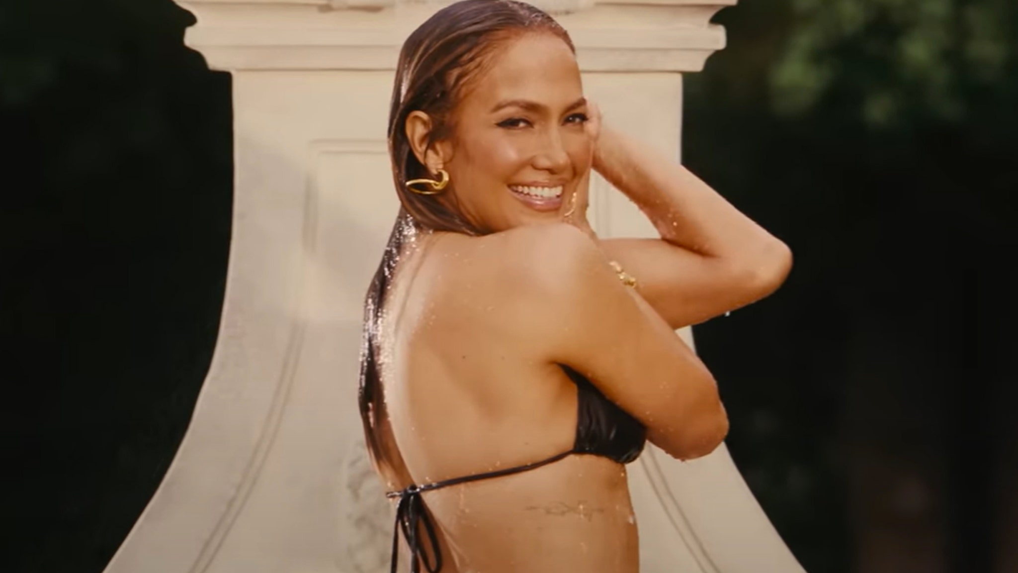 Jennifer Lopez Steams Up The Internet With New Music Video For 'Can't Get  Enough' Remix