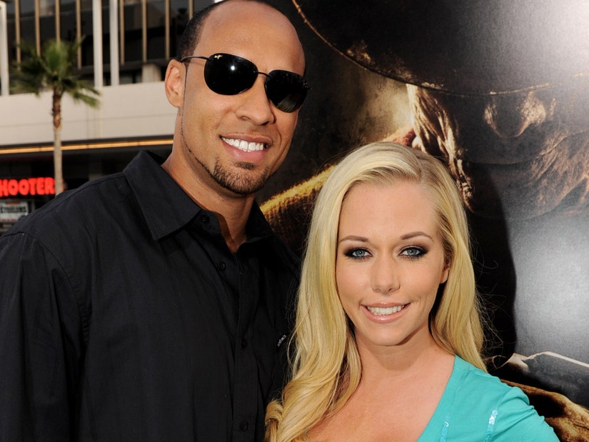 kendra wilkinson and hank baskett