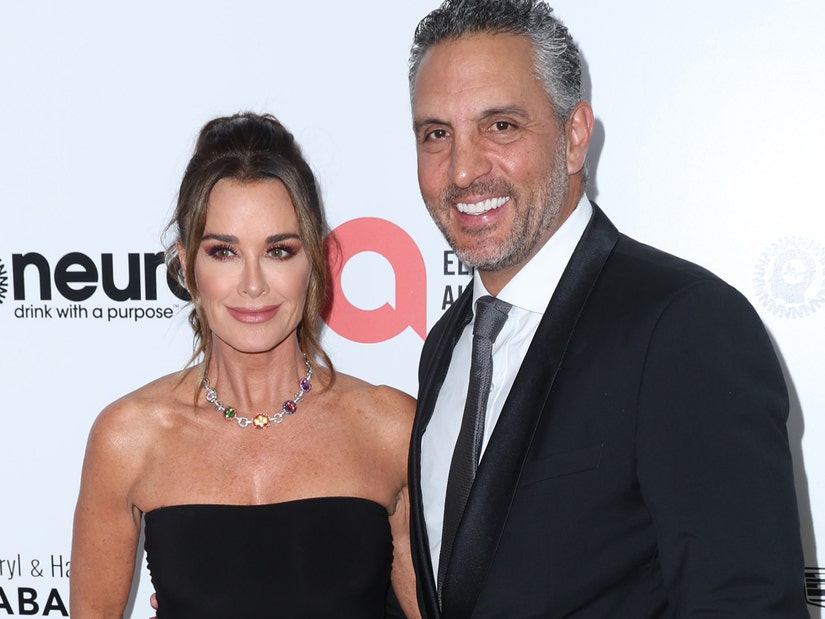 Kyle Richards Responds to Claims She 'Fabricated' Marriage Issues for ...