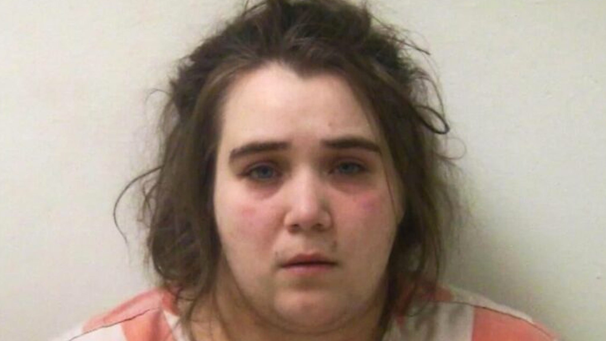 ‘Overwhelmed’ Mom of 2-Year-Old Found Decomposing in Pile of Laundry and Trash Pleas Not Guilty ‘Overwhelmed’ Mom of 2-Year-Old Found Decomposing in Pile of Laundry and Trash Pleas Not Guilty
