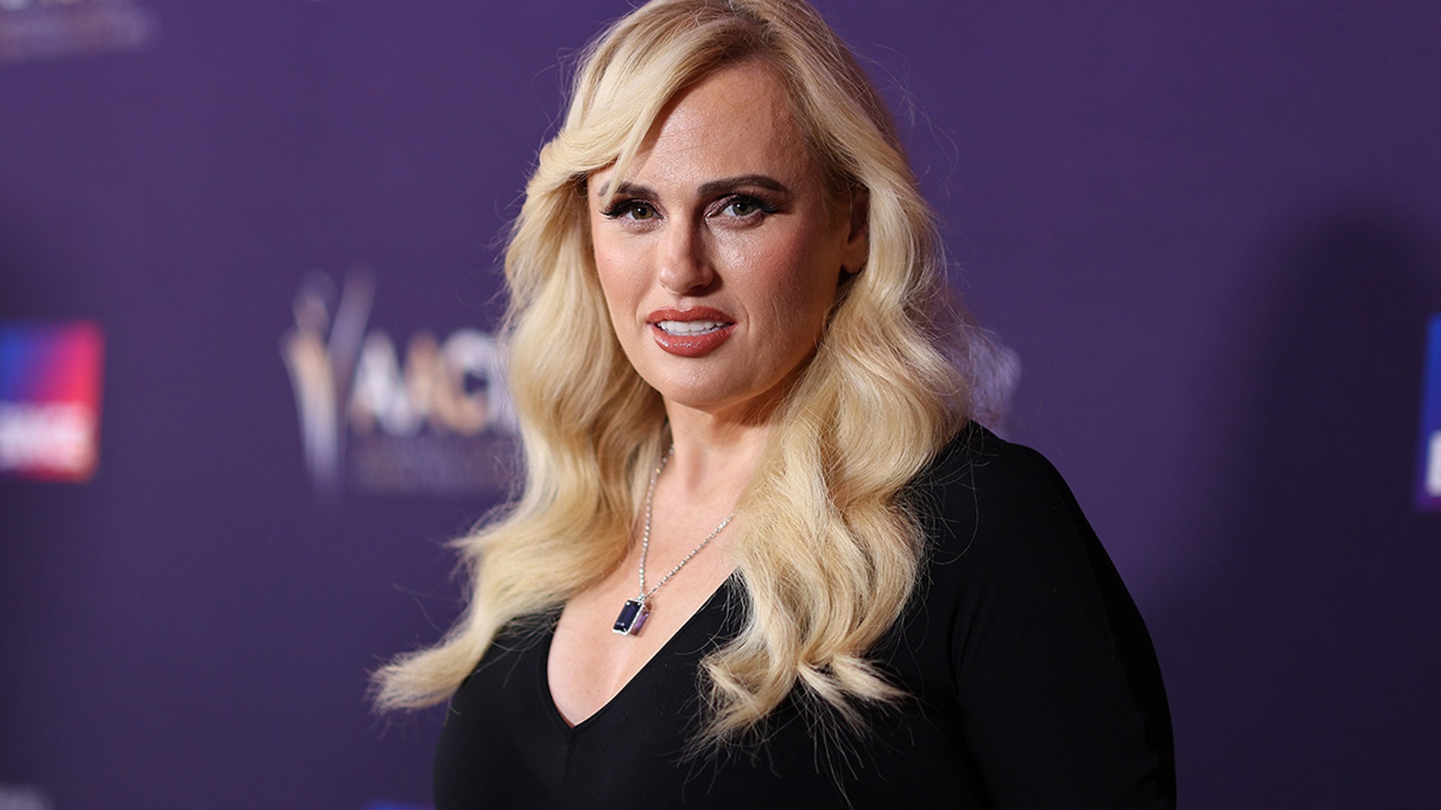 Rebel Wilson Claims Sacha Baron Cohen Is Hollywood 'A--hole' 'Trying to ...