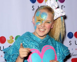 JoJo Siwa Says It Was 'Harder' to Tell Her Mom She Wanted to Change Her  Hair Than Coming Out