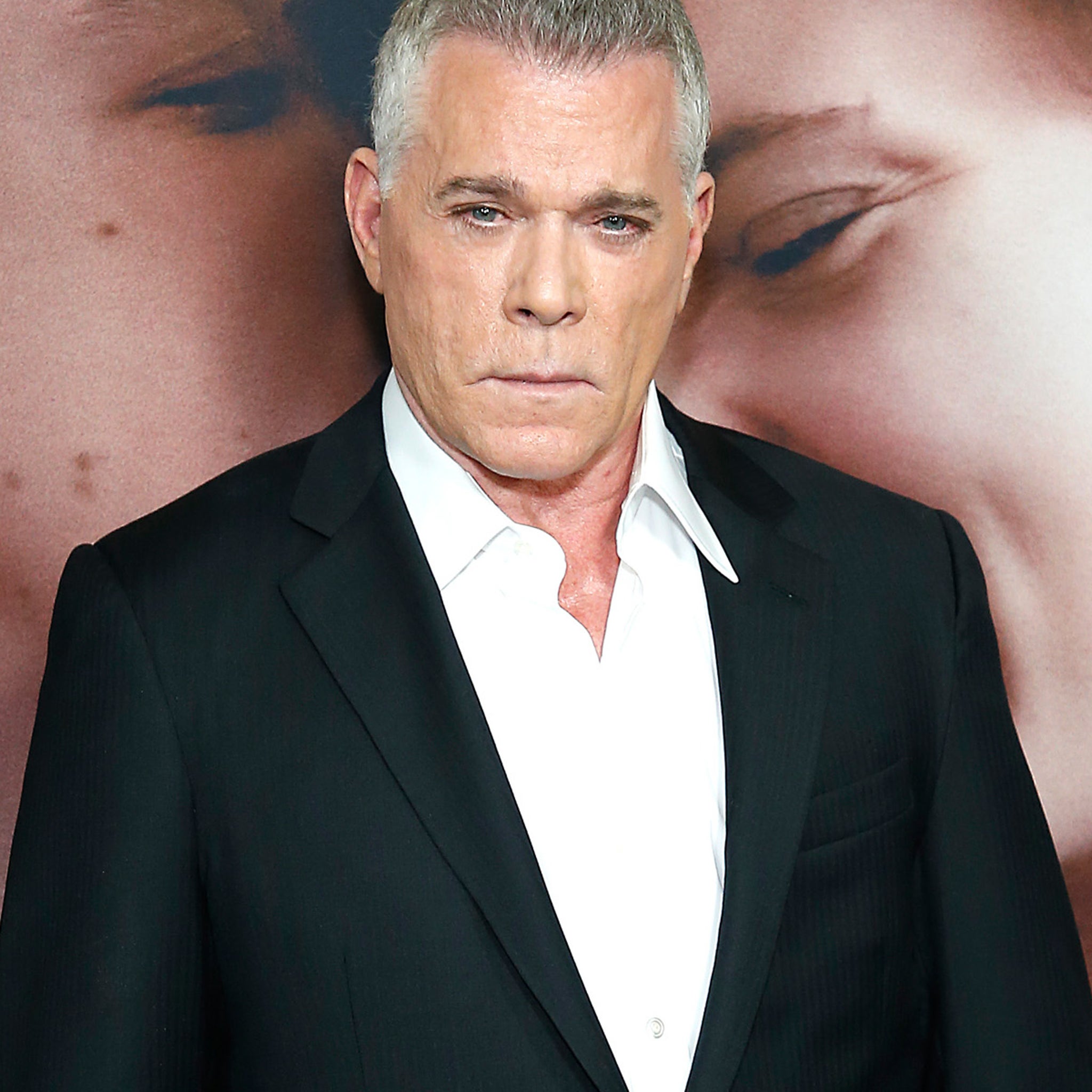 Field of Dreams' Star Kevin Costner Pays Tribute to Ray Liotta in the Most  Emotional Way