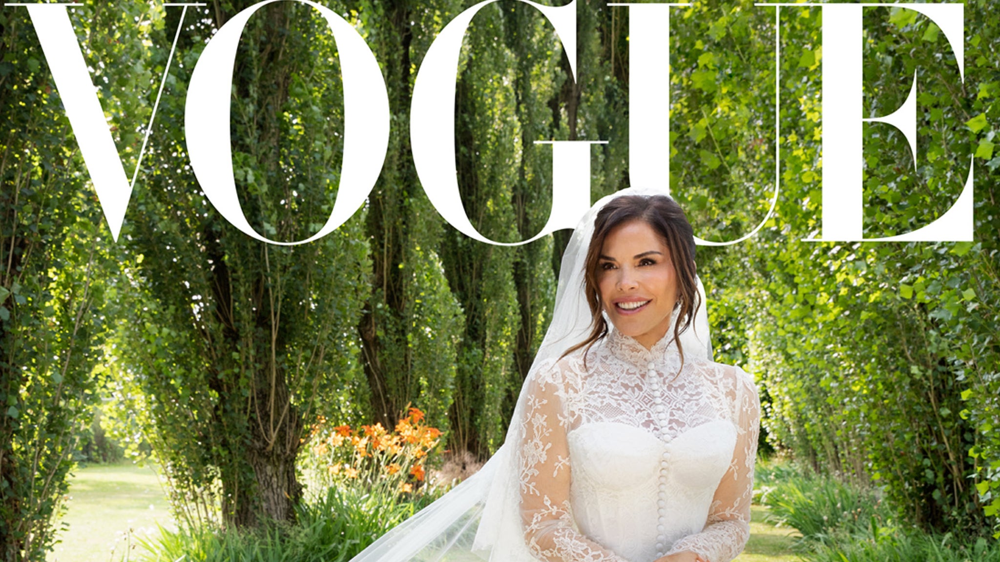 See Sophia Loren Dress That Inspired Lauren Sanchez's Wedding Gown