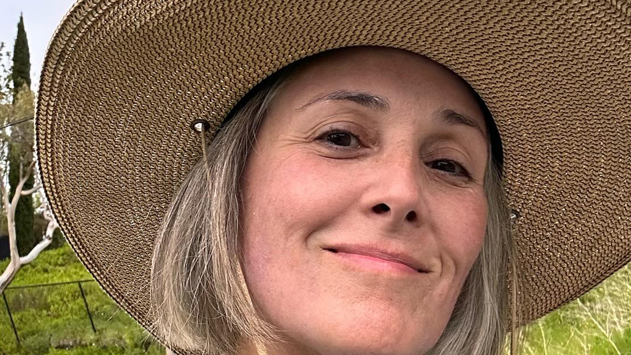Ricki Lake Reveals 30 Pound Weight Loss Shares Photos Of Jaw Dropping 