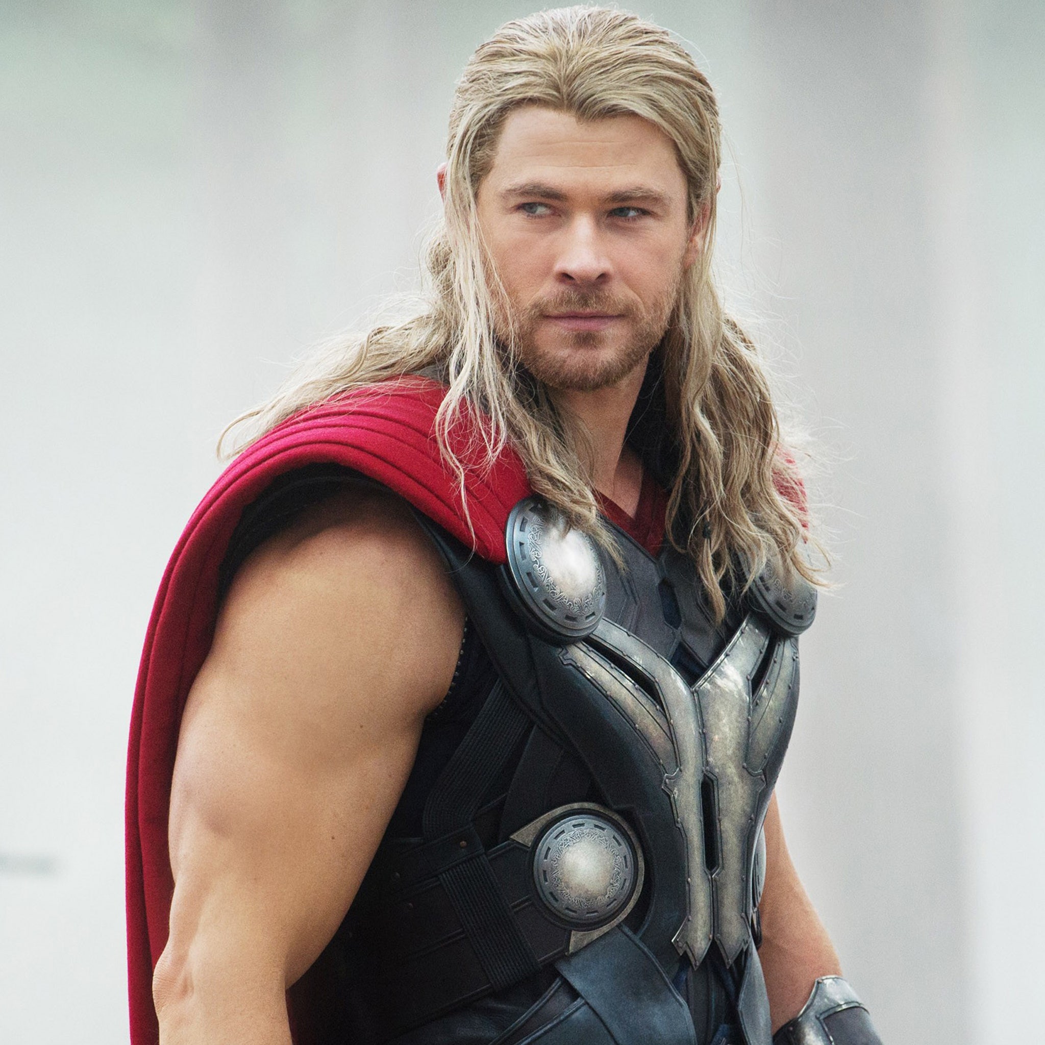 Chris Hemsworth Thor Ragnarok Shorter Hair New Look
