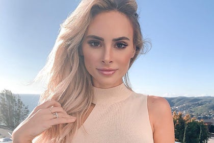 Bachelor's Amanda Stanton Defends Driving From California To Arizona For  Quarantine Haircut