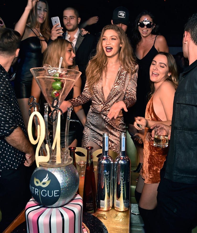 Gigi Hadid Won $400 Gambling in Vegas for Her 21st Birthday 