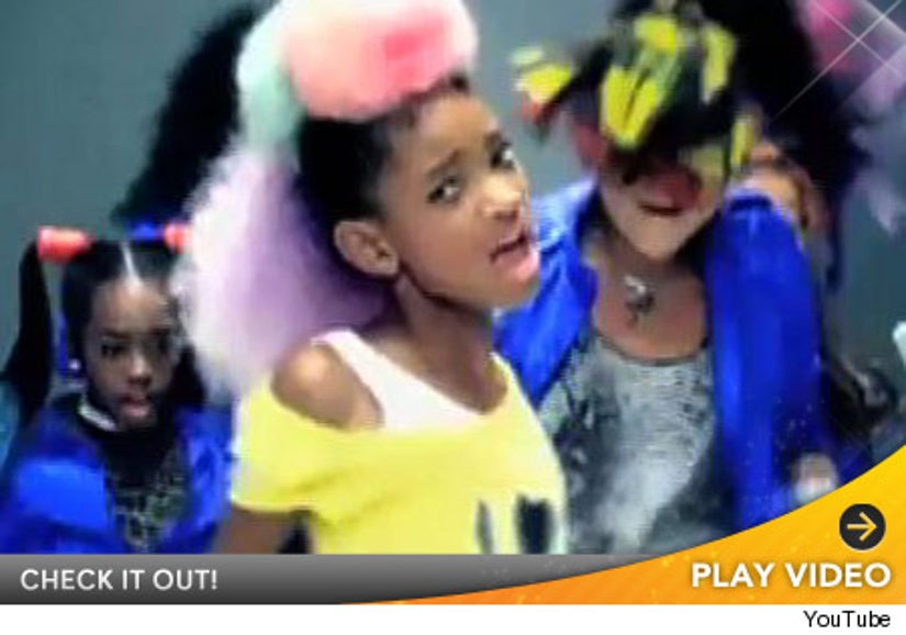 Willow Smith's Music Video Debut!
