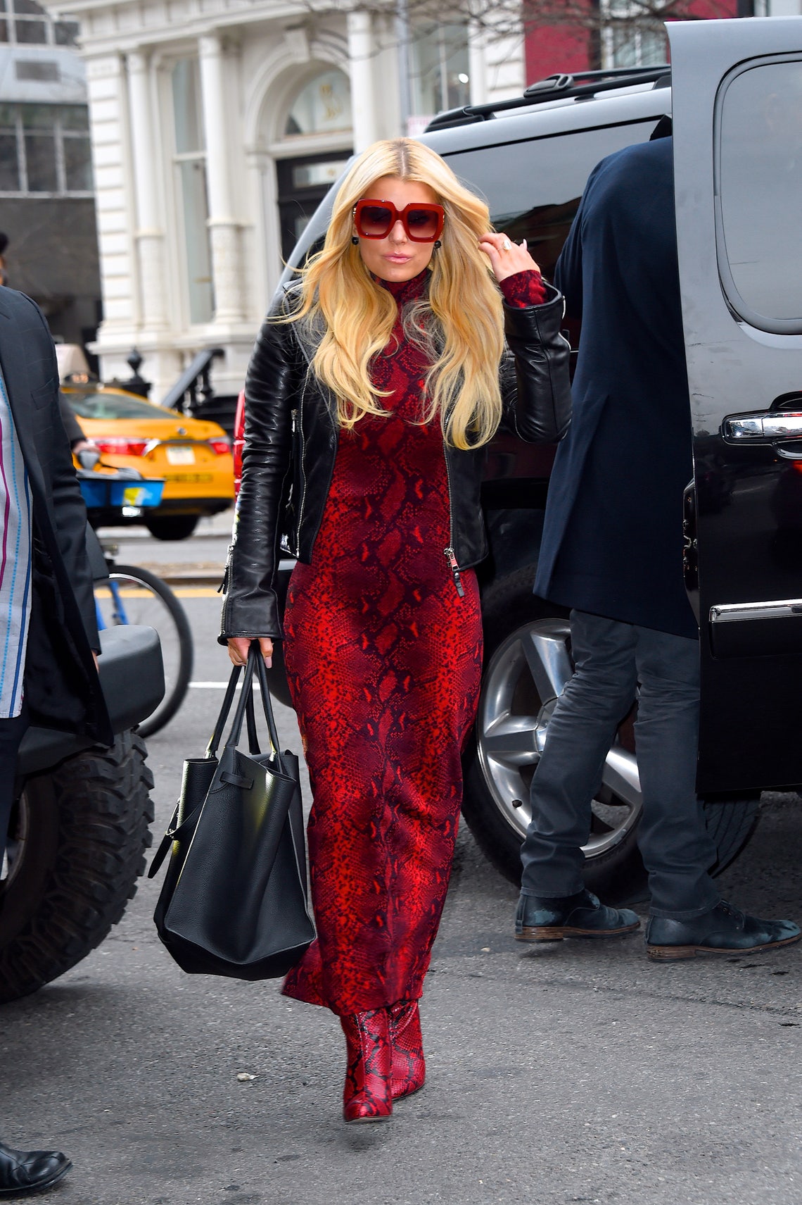 Jessica Simpson On 'Open Book' Press Tour: Photos Of Her Outfits