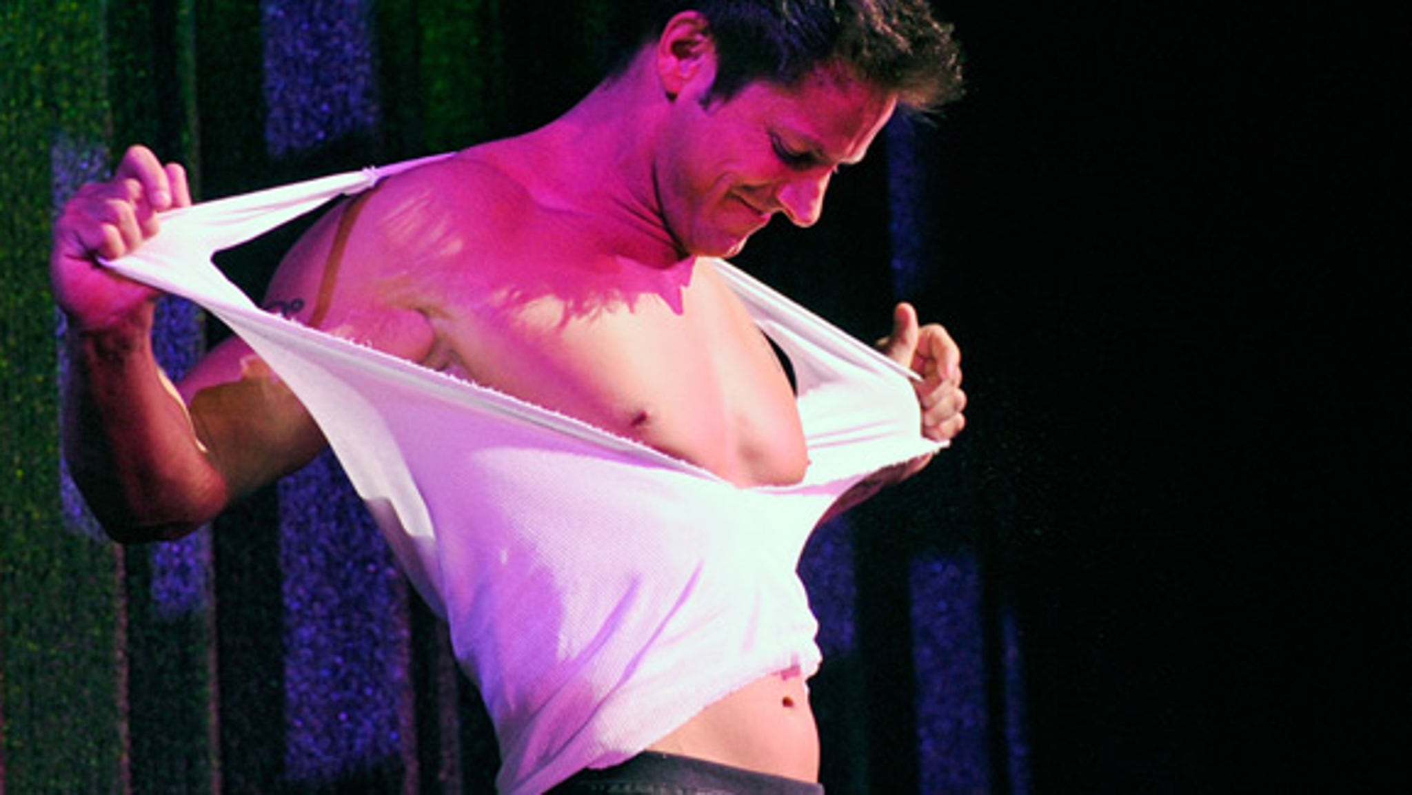 Photos: 98 Degrees Star Jeff Timmons Strips for Chippendales! 