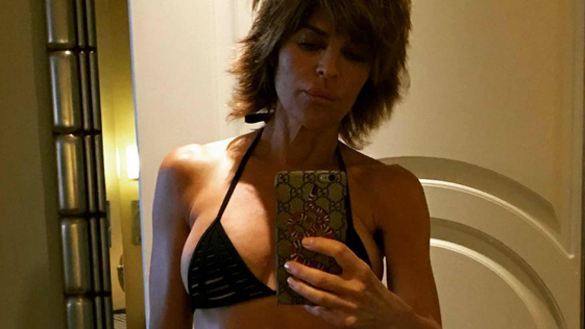 19 Times Lisa Rinna Proved Shes Still Hot AF