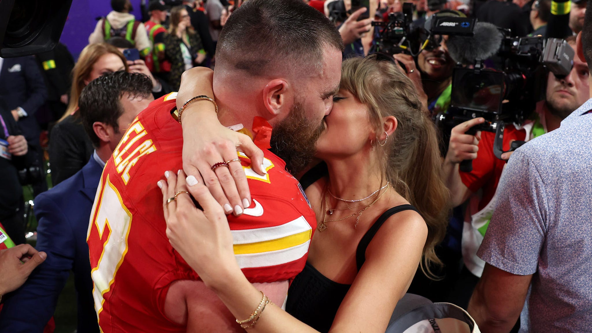 Taylor Swift and Travis Kelce's Romance: A Complete History