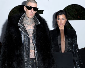 Kourtney Kardashian & Travis Barker Welcome Baby Boy