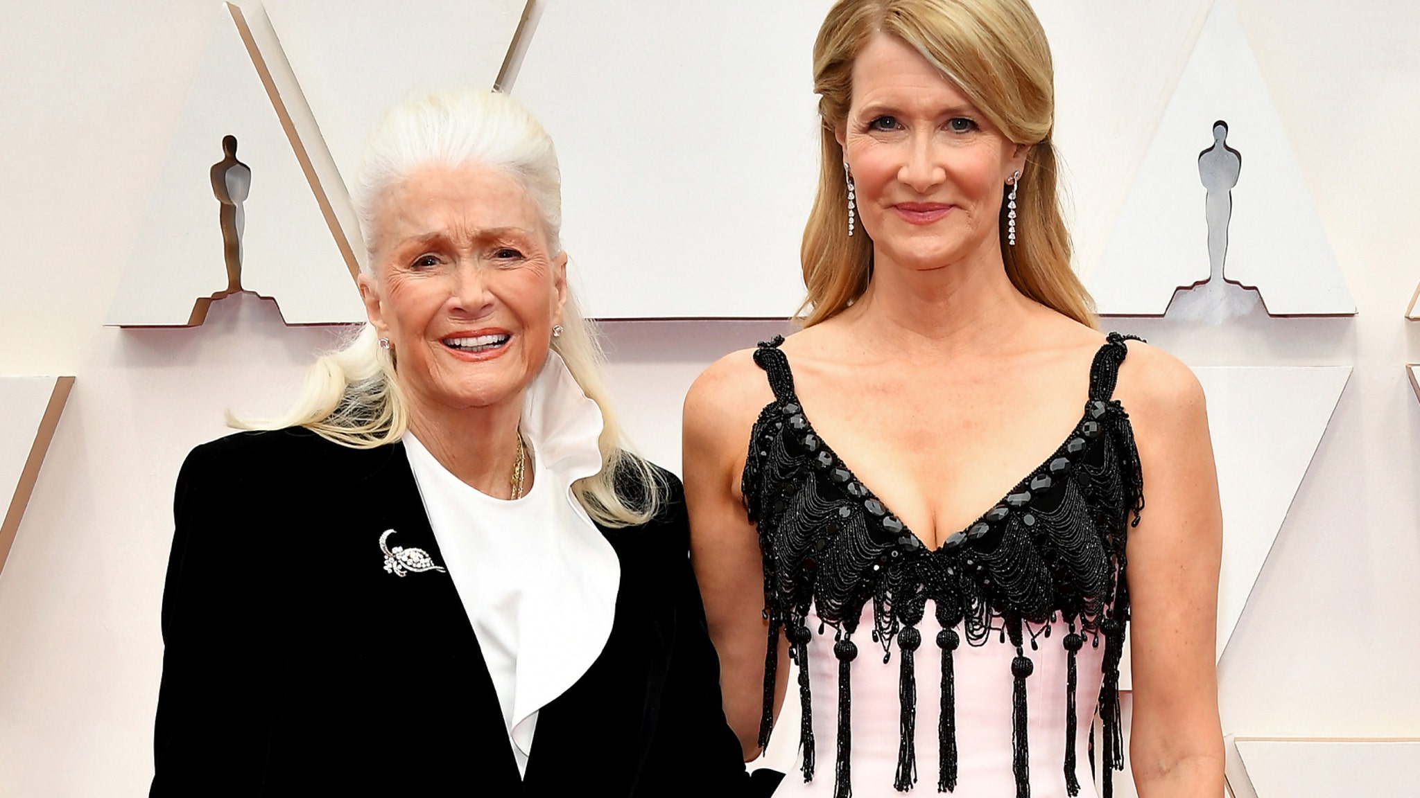Laura Dern Says She and Diane Ladd Left 'Nothing Unsaid' After Mom Was ...