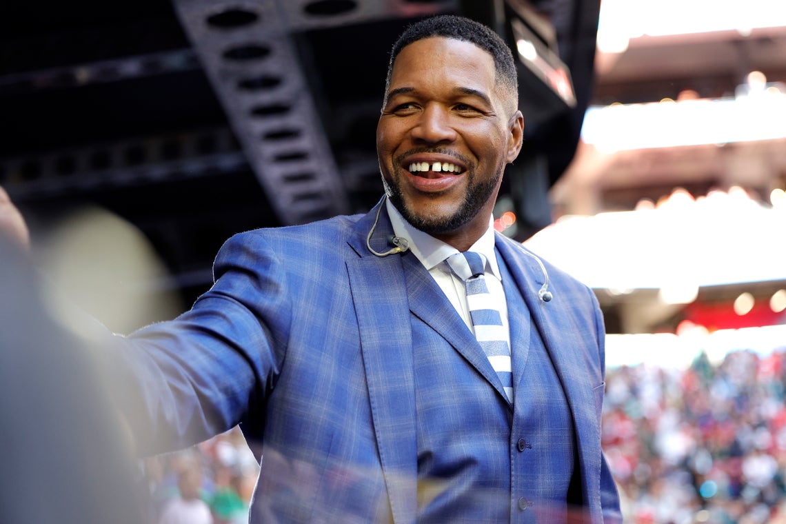 Michael Strahan to launch apparel collection for Super Bowl LVI