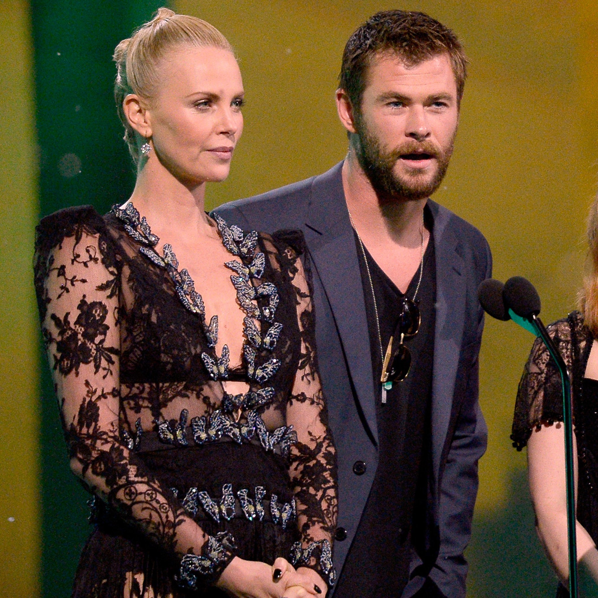 Why Chris Hemsworth Thinks Charlize Theron Should Be the First Female James  Bond, image size:2048x2048