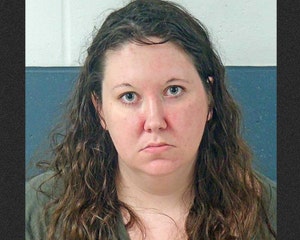 Doctor Tried to Convince Undercover 'Mom' to Let Him Have Sexual Relationship with 5-Year-Old: Police https://internetconnectz.com/doctor-tried-to-convince-undercover-mom-to-let-him-have-sexual-relationship-with-5-year-old-police/