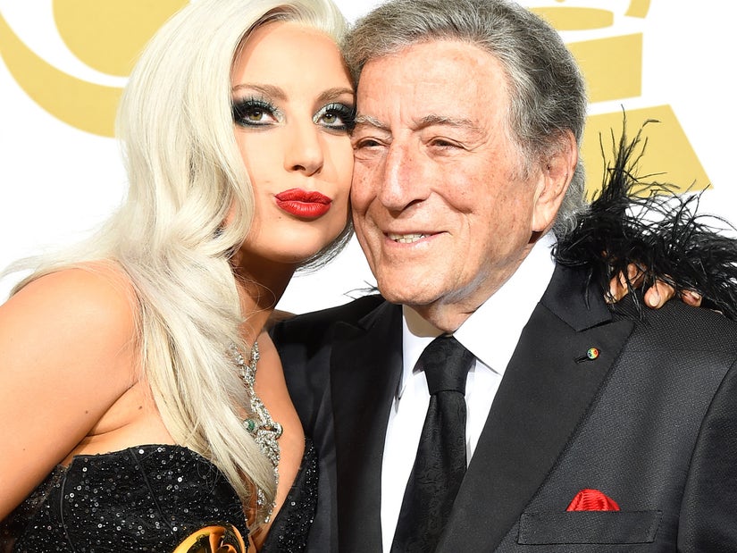Lady Gaga Pays Tribute to Tony Bennett After His Death