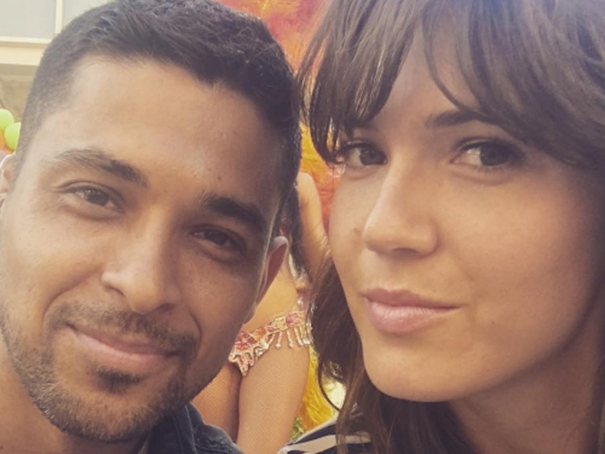 Friendly Exes! Mandy Moore & Wilmer Valderrama Reunite