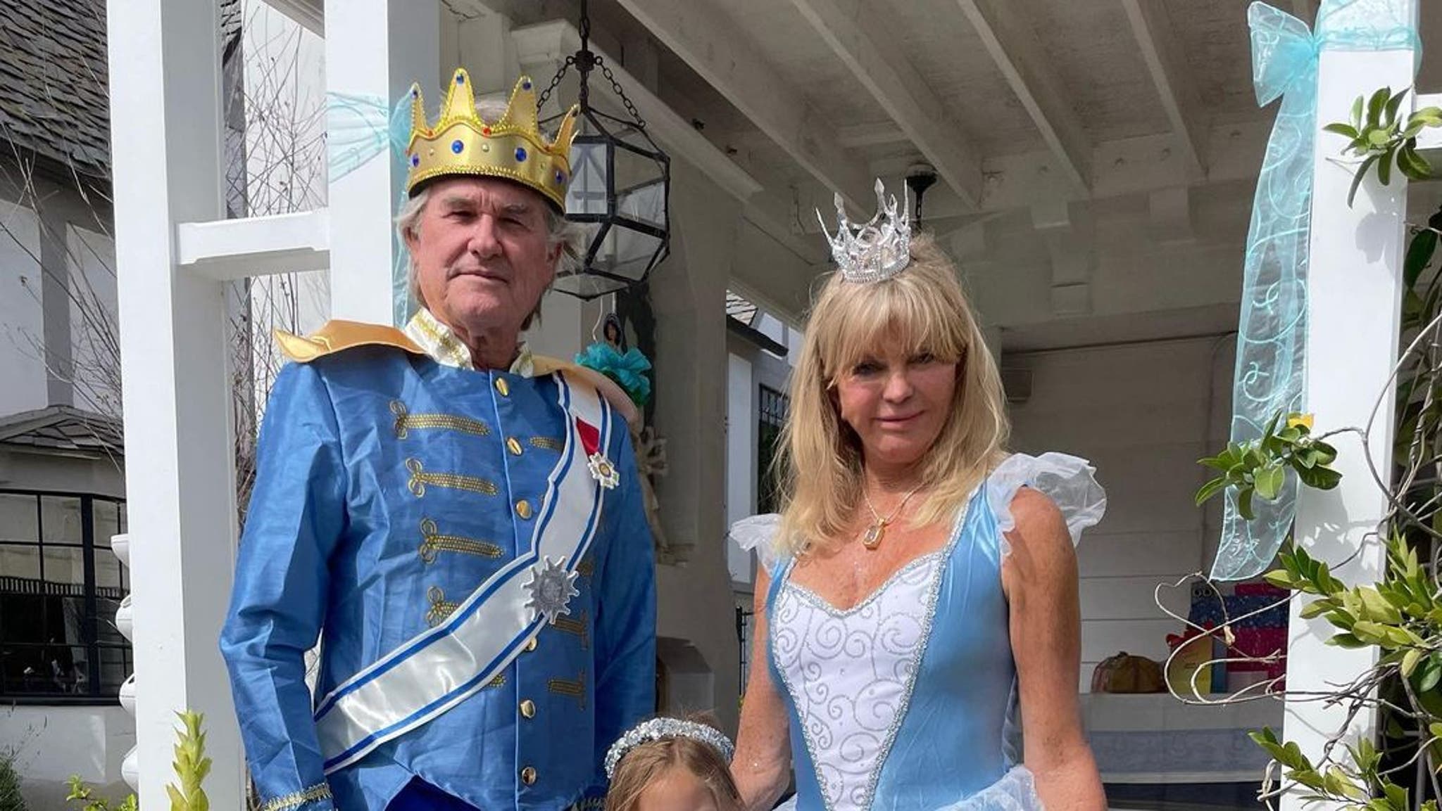 stars-and-their-kids-in-2022-all-the-must-see-photos