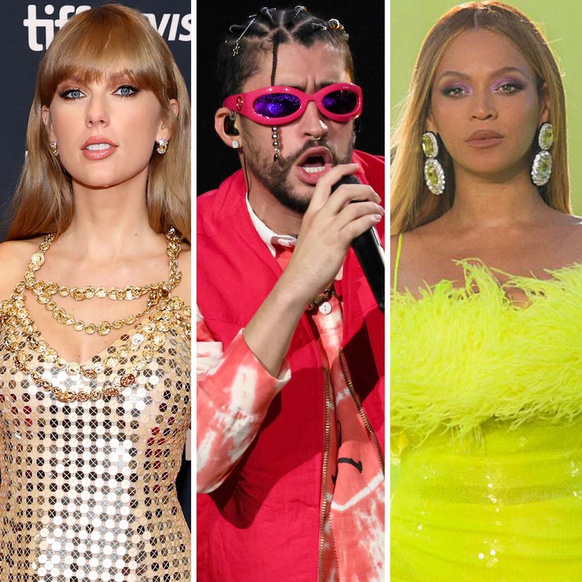 Encanto - Cast We Don't Talk About Bruno Paroles 2022 American Music Awards Nominations: The Complete List – Breaking