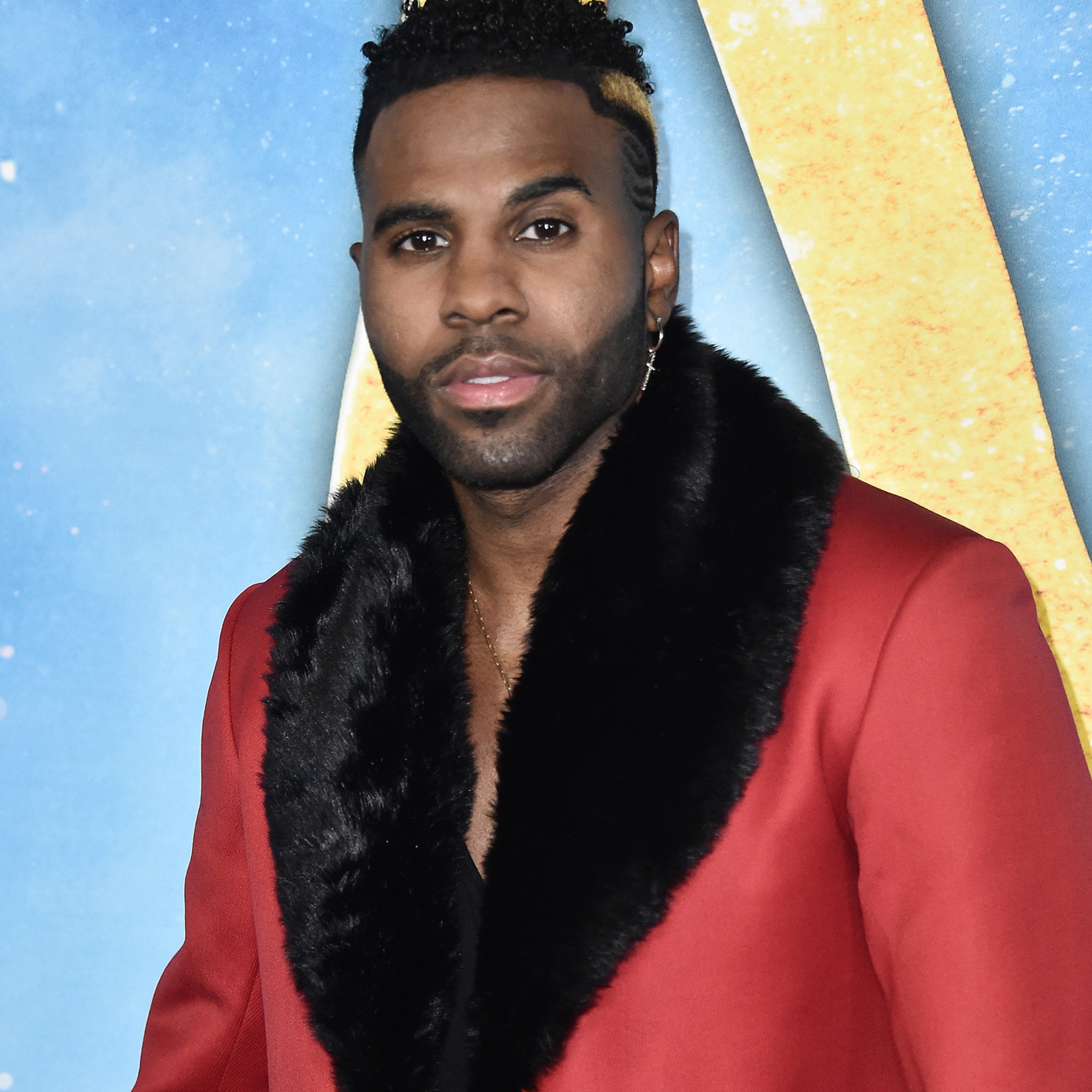 Jason Derulo Show Is Nude And Dick Photos - Jason Derulo Says His 'Anaconda' Was Airbrushed from Cats Movie
