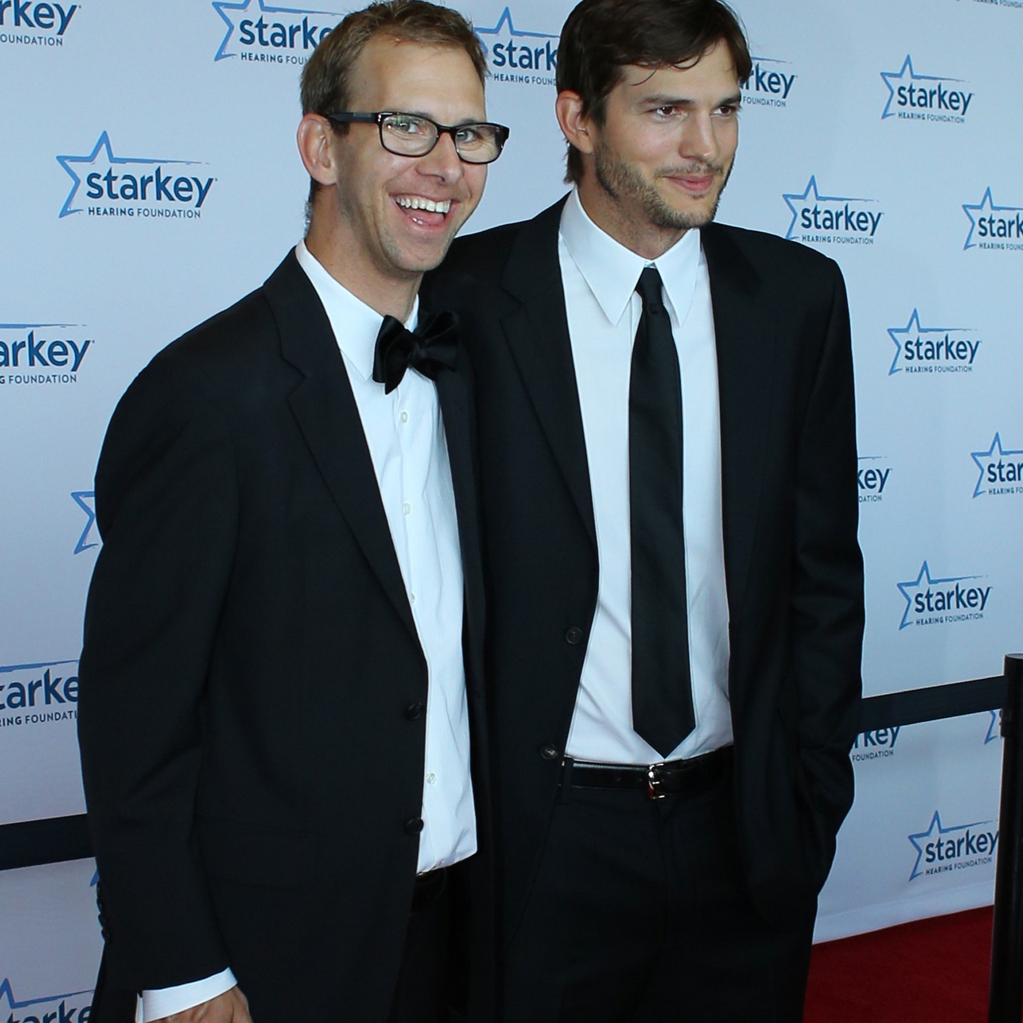 Ashton Kutcher S Twin Was Very Angry When Actor Publicly Disclosed His Cerebral Palsy