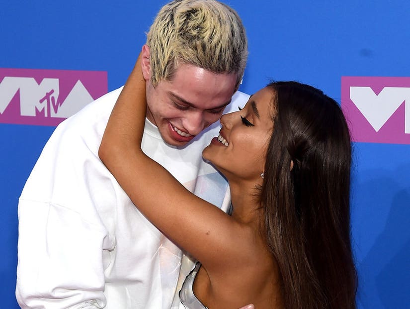 Pete Davidson Talks His 10 Inches, Sex With Tiny Ariana Grande, Makes Bad 9/11 Joke on Howard Stern photo
