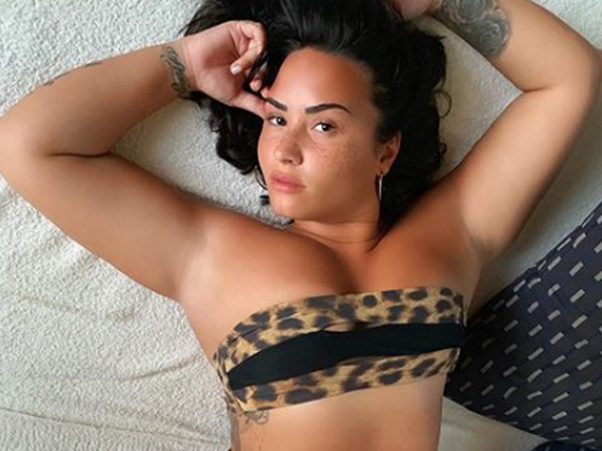 Nude demi lovato Demi Lovato
