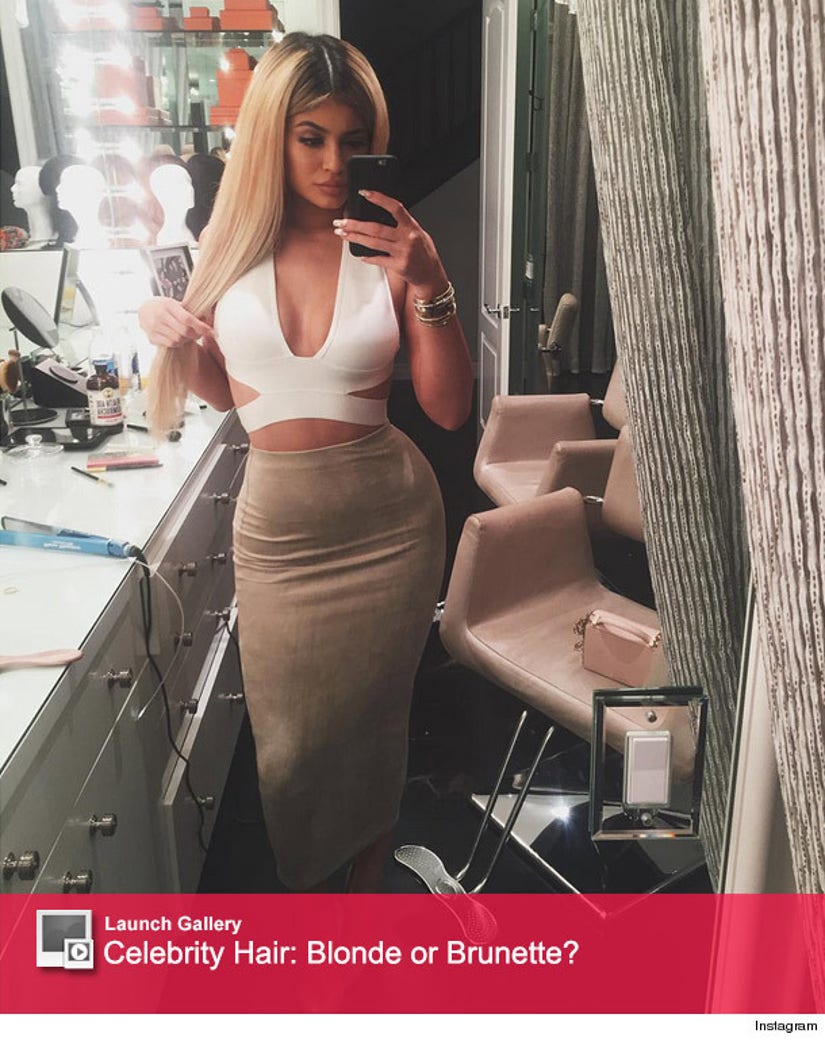Kylie Jenner Flaunts Her All-White Look in a Long Skirt Dress, Shares  Gorgeous Pictures on Instagram
