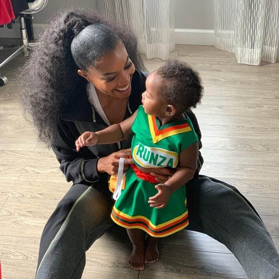 Gabrielle Union S Daughter Kaavia Is Her Mini Me In Bring It On Inspired Costume