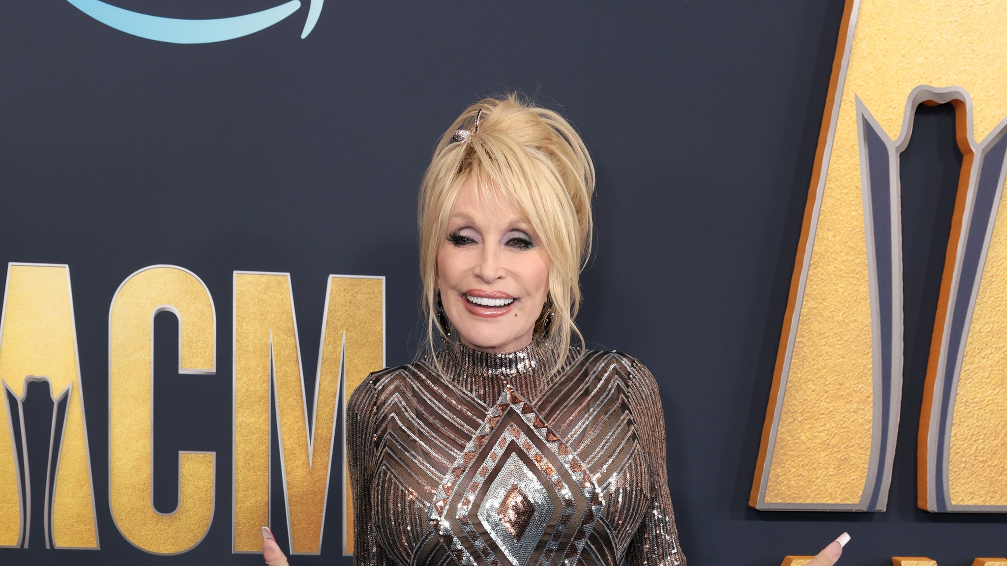 2022 Acm Awards: Every Must-see Look From The Red Carpet