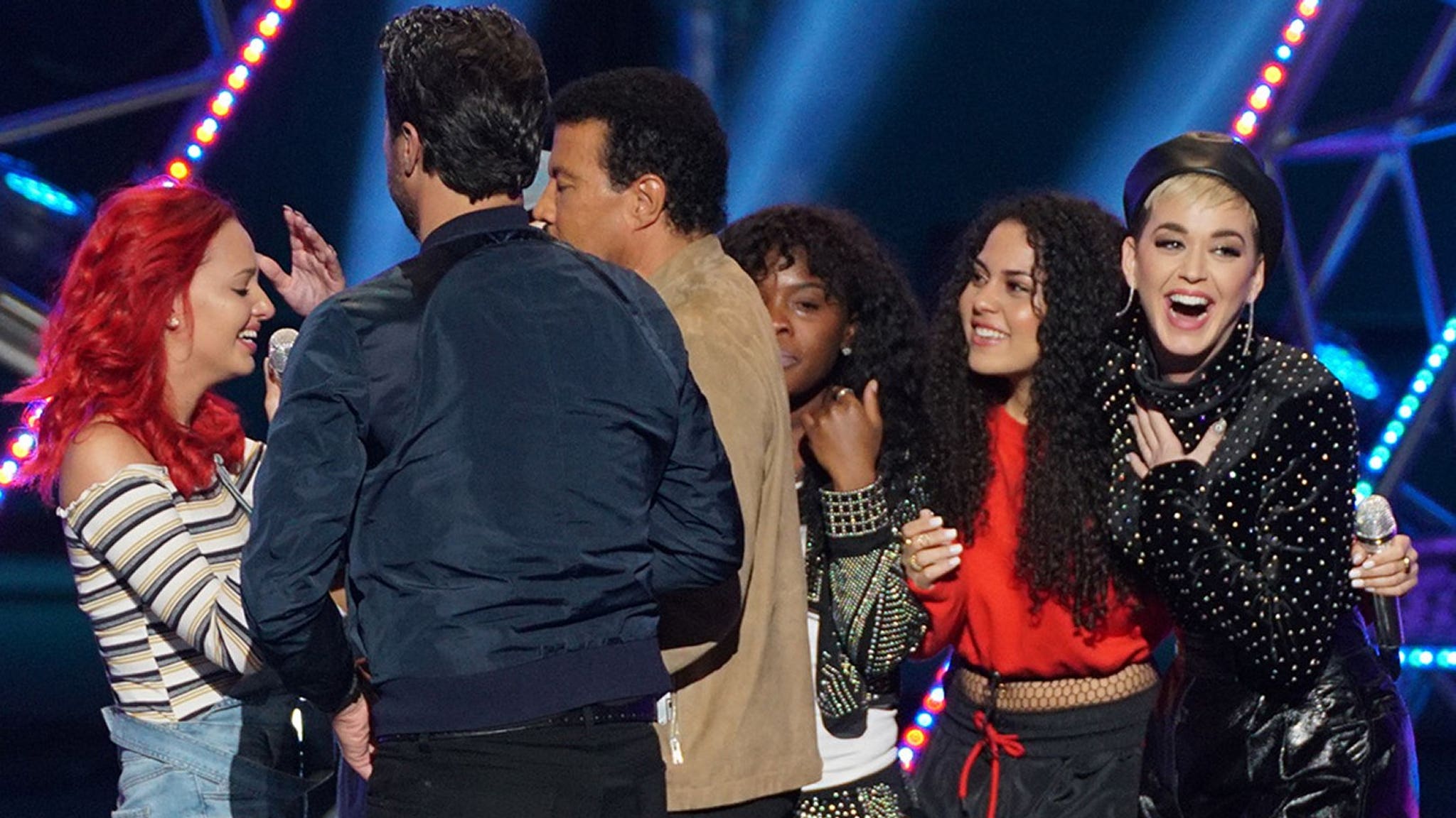 'American Idol' Fifth Judge: Katy Perry Brings Contestant to Tears with ...