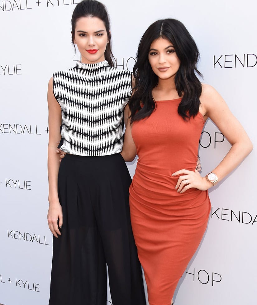 Kourtney Kardashian Yelled At Kendall Jenner in New 'KUWK' Clip
