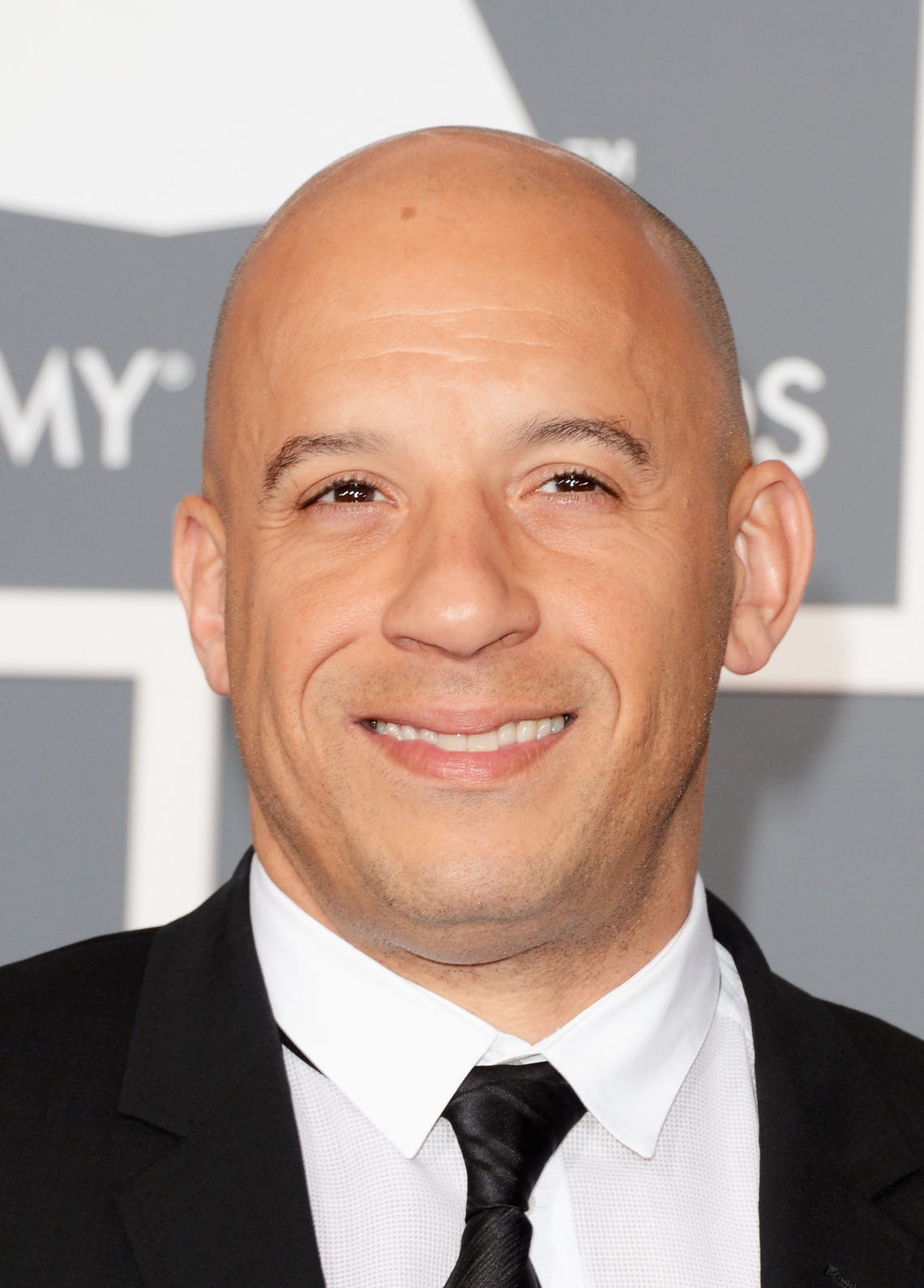 Вас ин дизель. Адин вин. Адин вин. Адин вин. Вин дизель форсаж 1.