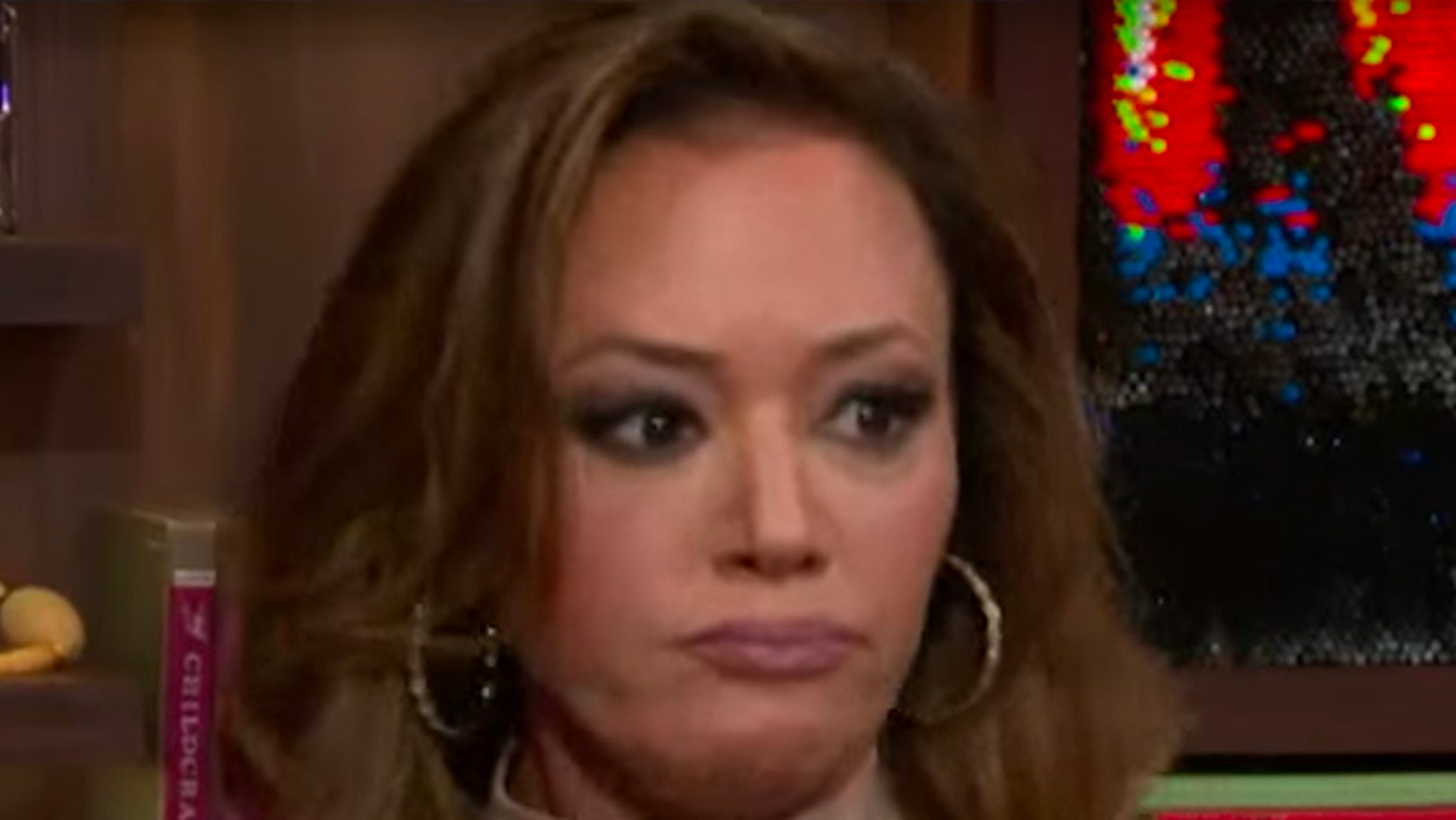 Leah Remini Shocks With Marc Anthony And J Lo Kiss Details Scolds 50 