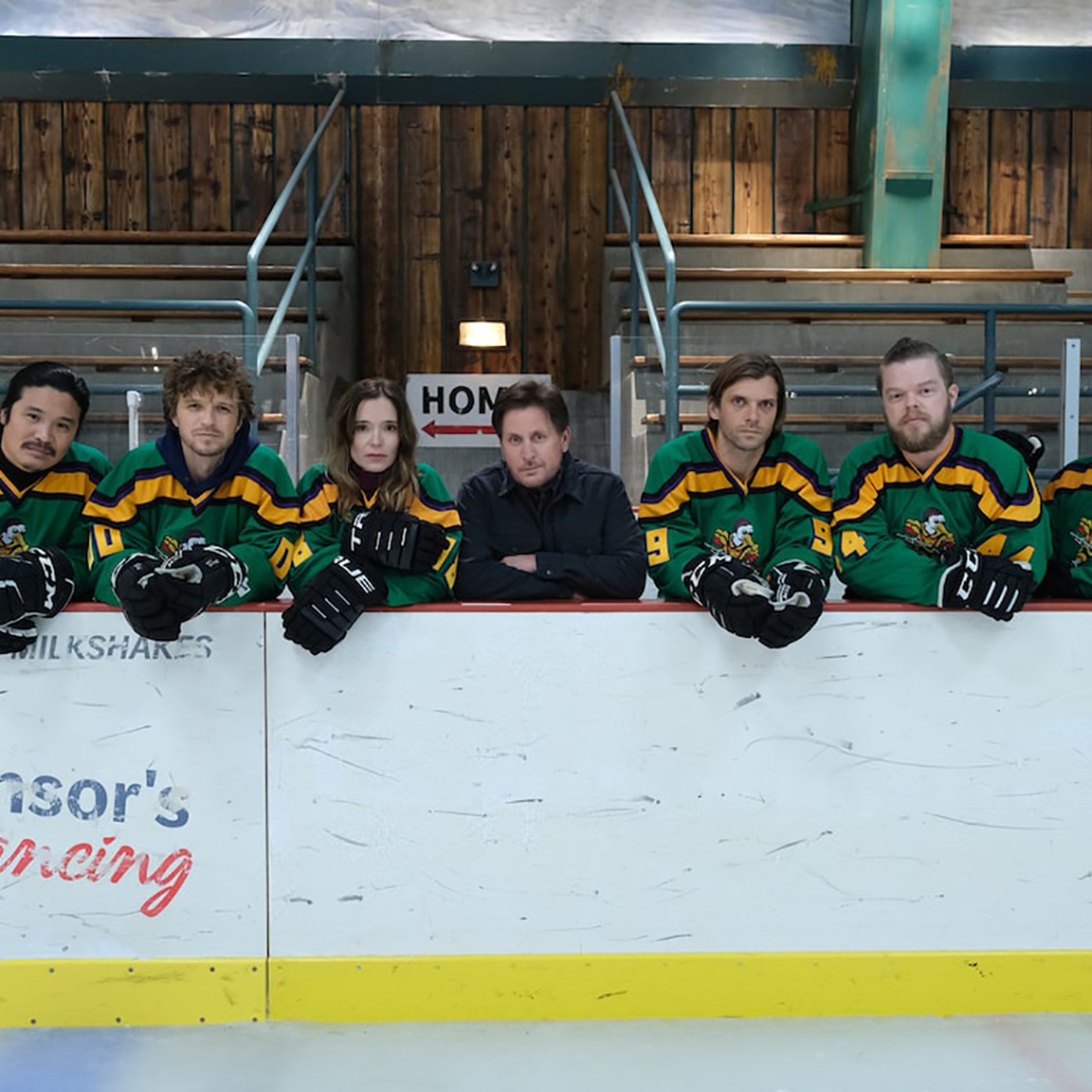 The Mighty Ducks TV Show: 7 Things From The Movies To Remember Before Game  Changers