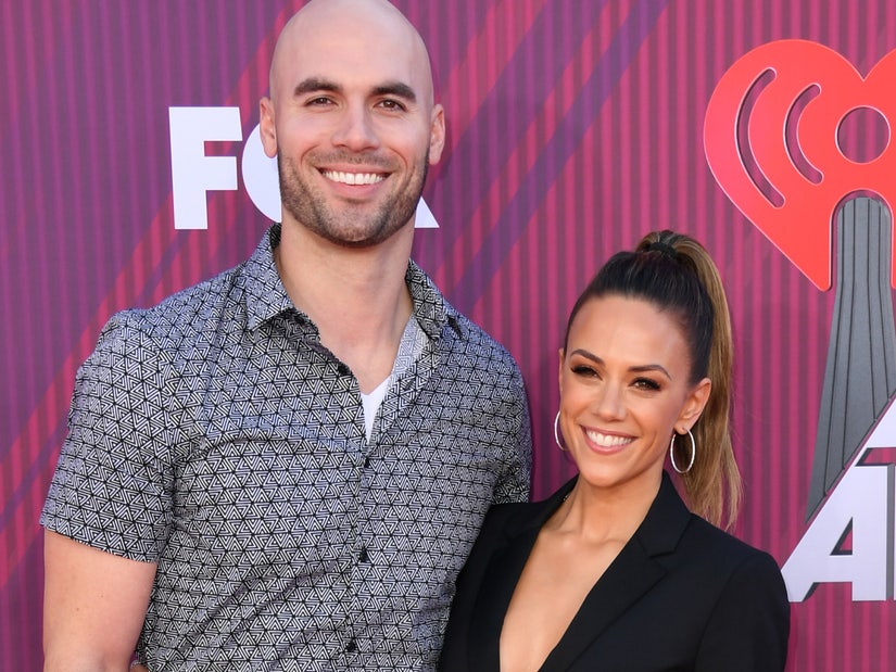 Jana Kramer Mike Caussin React After Follower Claims He S Been Cheating Again