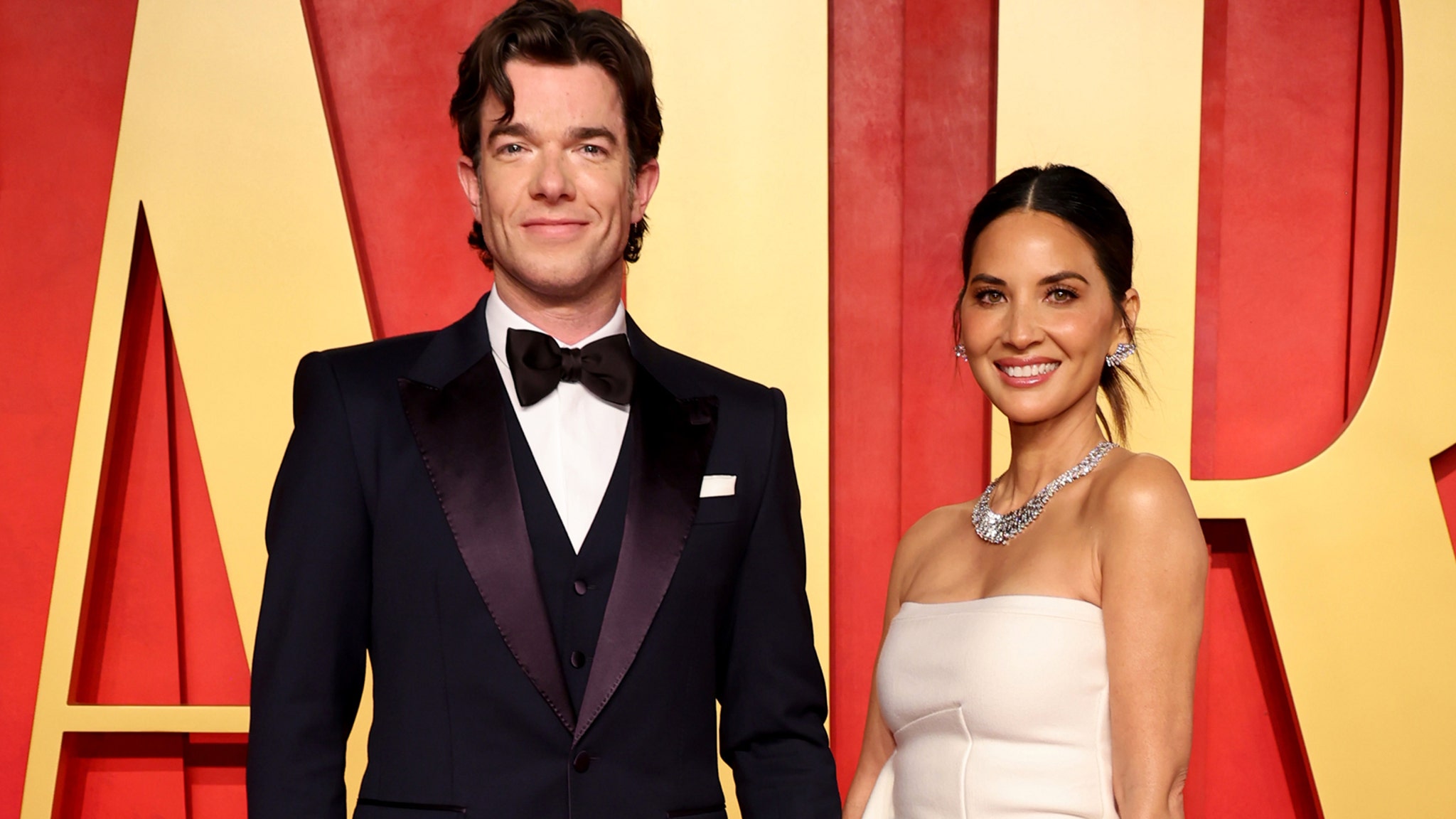 John Mulaney Jokes Olivia Munn Has 'Cancer Brain' While Discussing ...