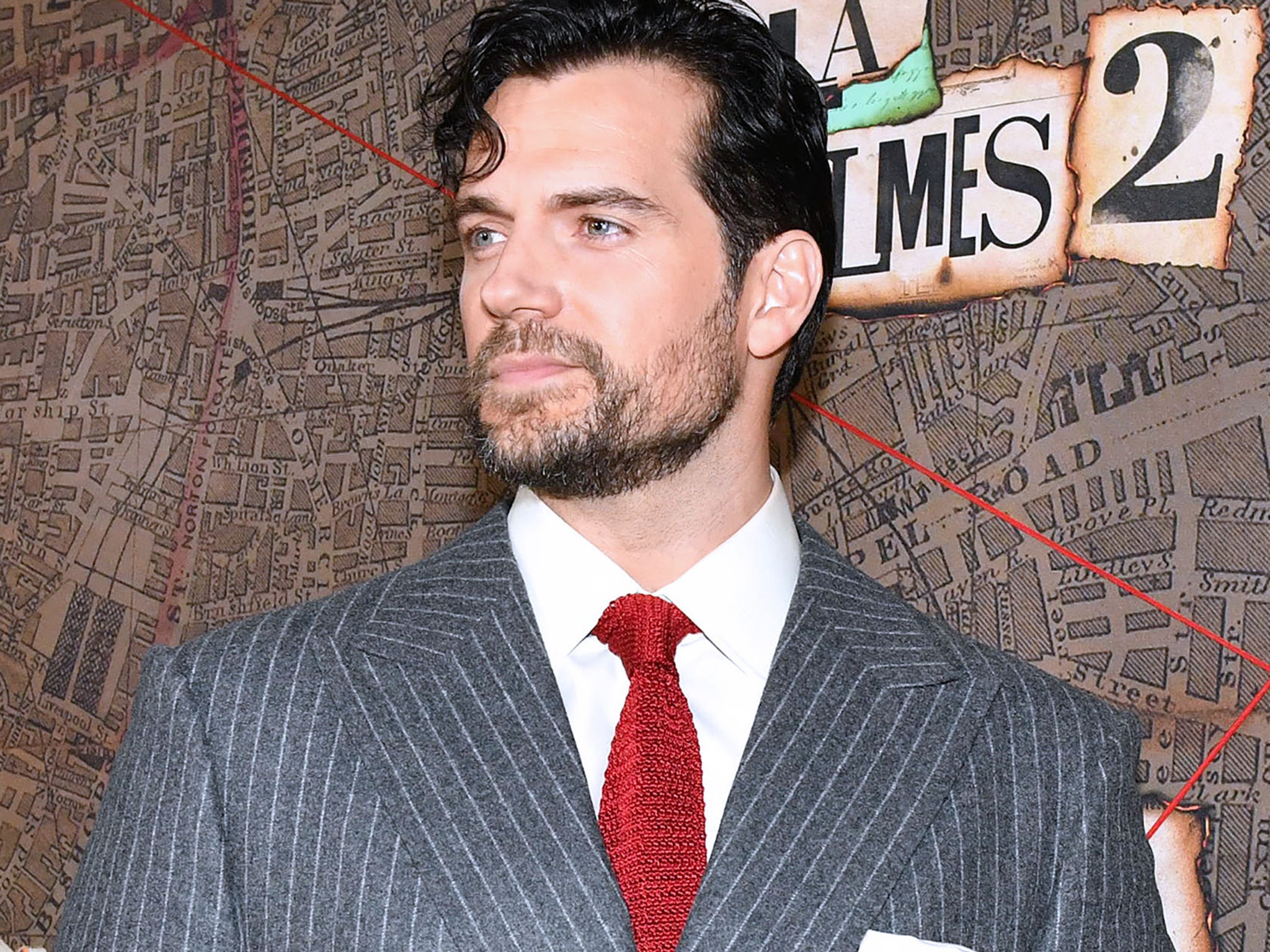 Warner Brothers Releases Statement On Rumors That Henry Cavill Is Exiting  His Superman Role