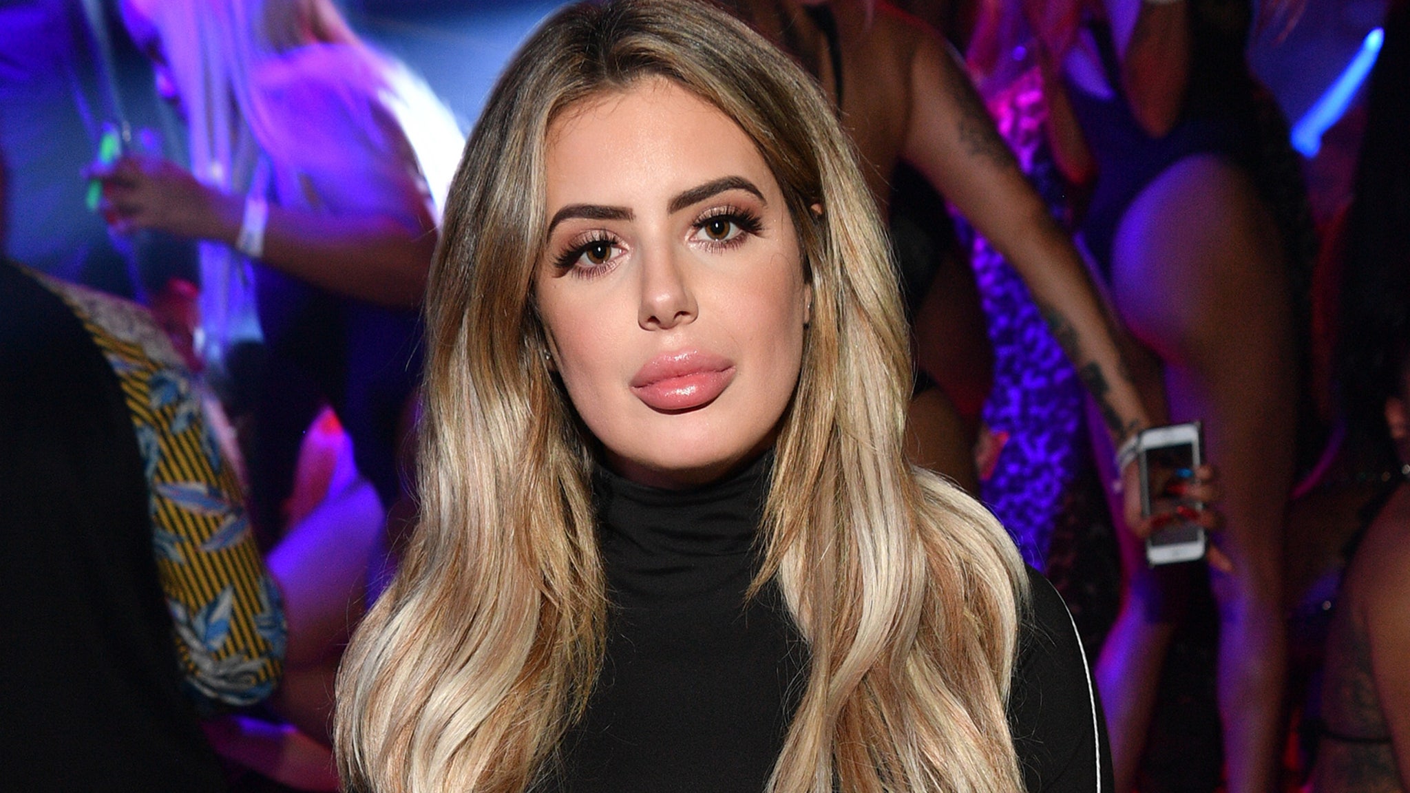 Brielle Biermann Shares Another Photo After Dissolving Lip Fillers