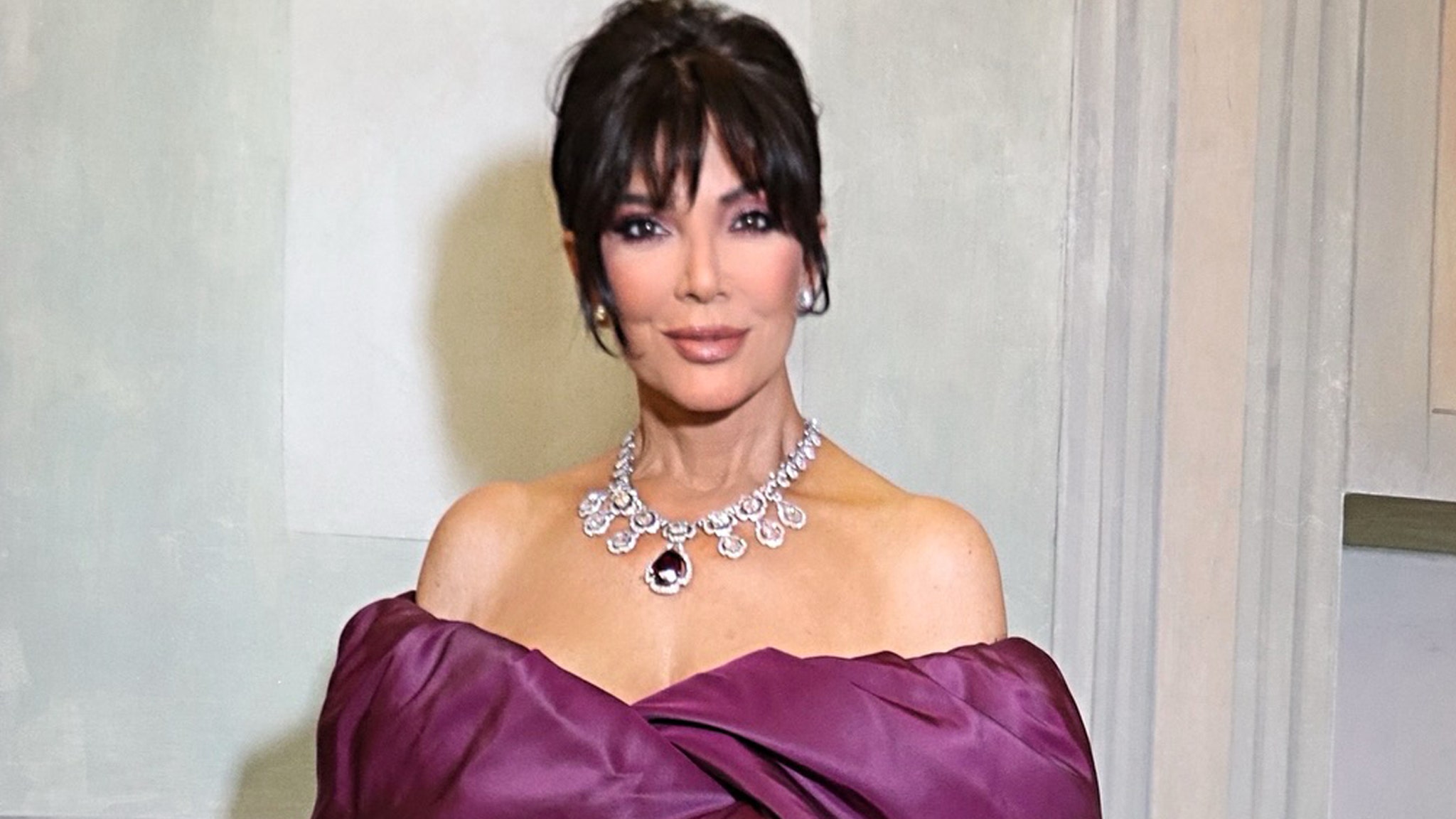 Kris Jenner Re-Wears Kim Kardashian's Dolce & Gabbana Gown in Venice: 'It Was Just Too Beautiful'