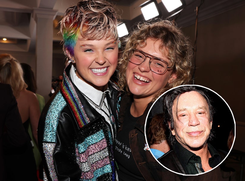 JoJo Siwa Clears Up 'Uncool' Cheating Accusations From Ex-Partner Kath Ebbs