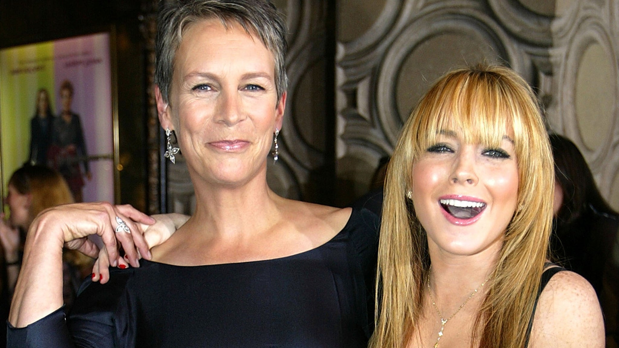 Nude Spanking Lindsay Lohan - Lindsay Lohan Confirms Hilarious Way Jamie Lee Curtis Makes Her Prove Her  Identity