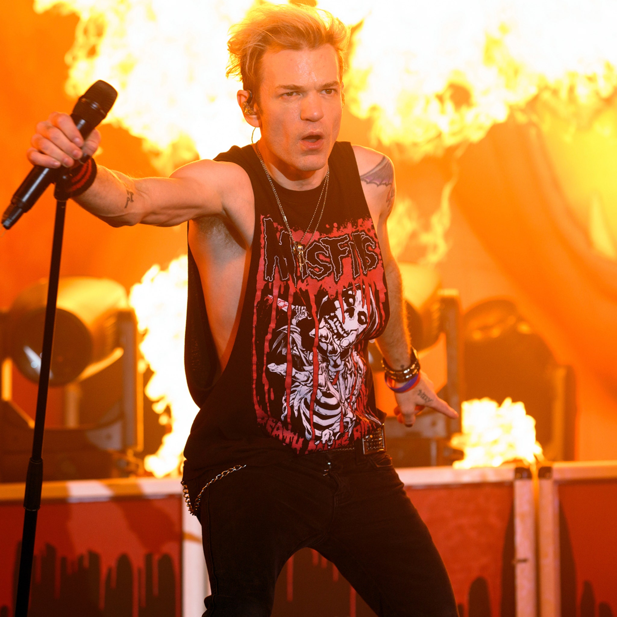 Sum 41 Split After 27 Years, Announce Farewell Tour and Album